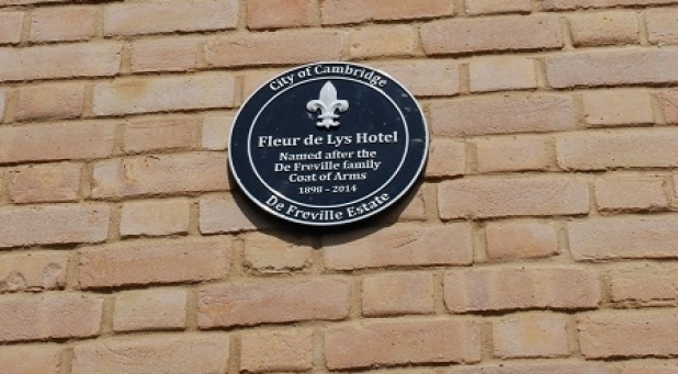 Heritage plaque is unveiled at The Newton